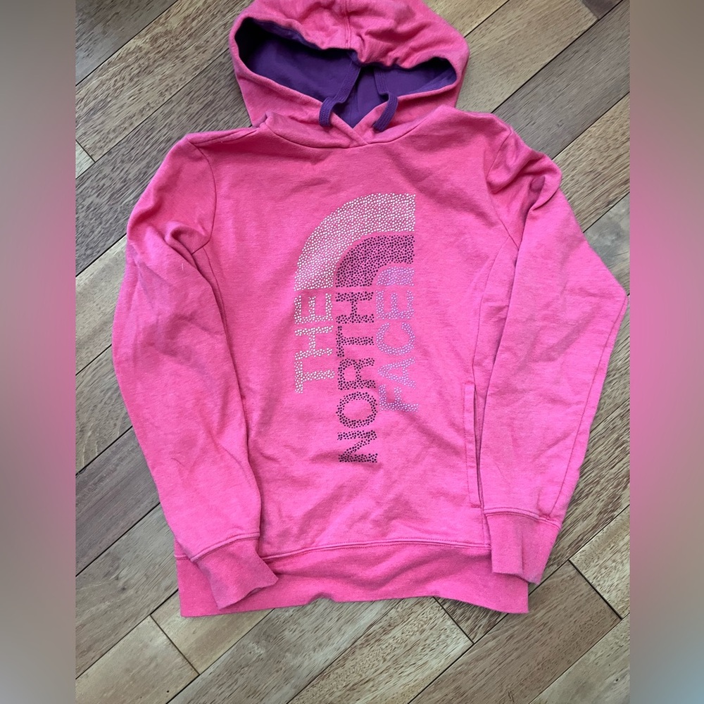 North Face Trivert Logo Pullover Hoodie, size M